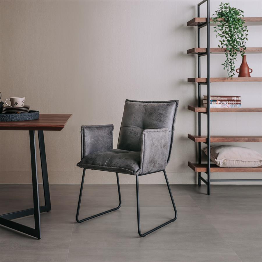 Stuhl SEDA mit Armlehnen - in verschiedenen Farben