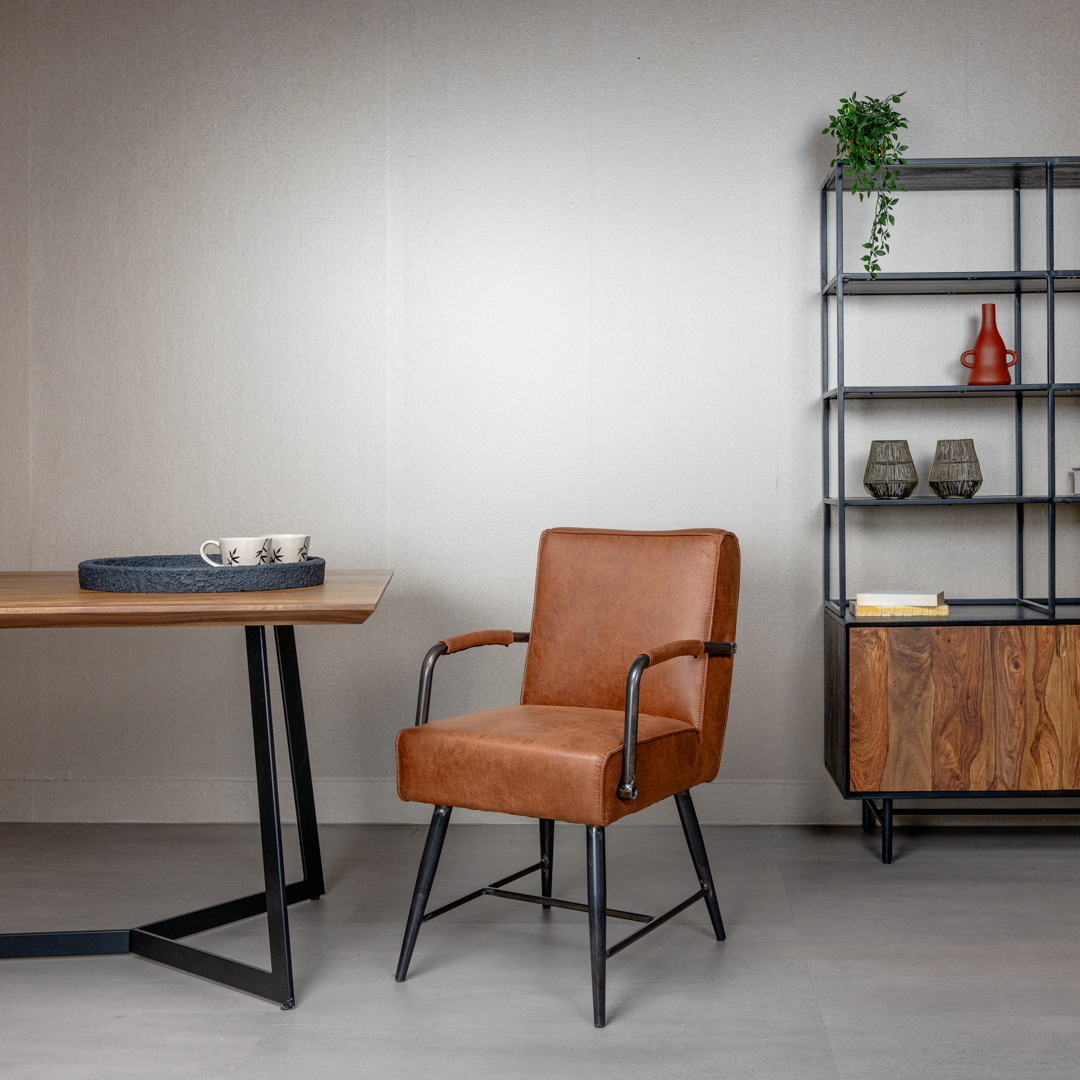 Polsterstuhl Belmonte mit Armlehnen verschiedene Farben