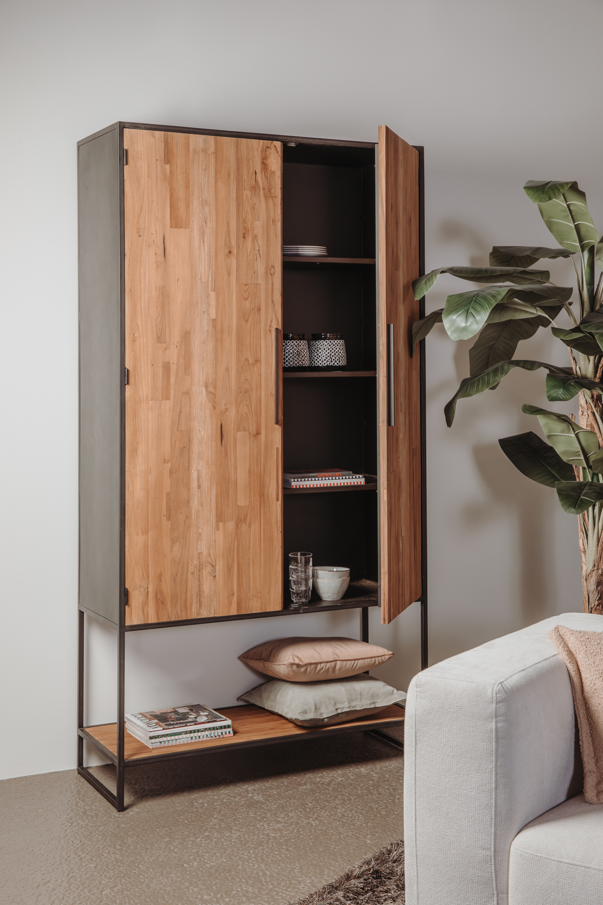 Felino Lagerschrank 116 cm Teakholz