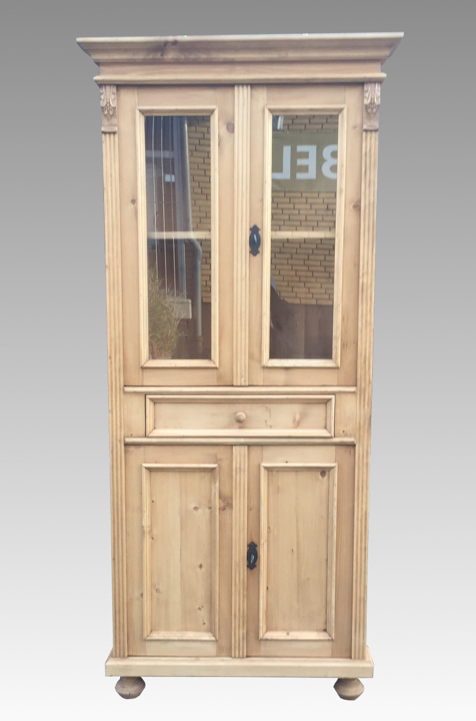 Gründerzeit Eckvitrine Massivholz  Weichholzmöbel Eck Schrank