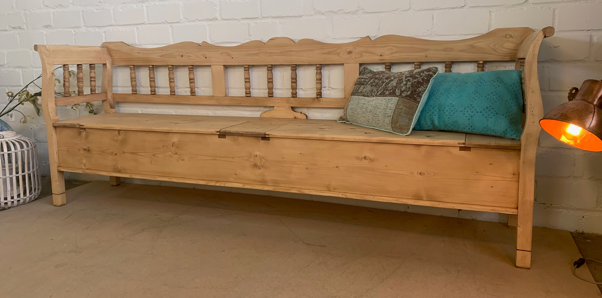 Truhenbank Spindel aus Weichholz gewachst 200 cm